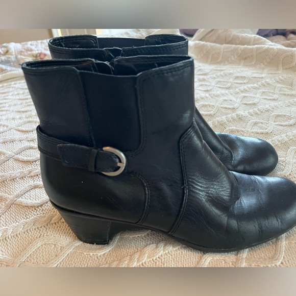 Naturalizer Black Leather Ankle Boots Women’s Size 8 Narrow - Picture 12 of 13